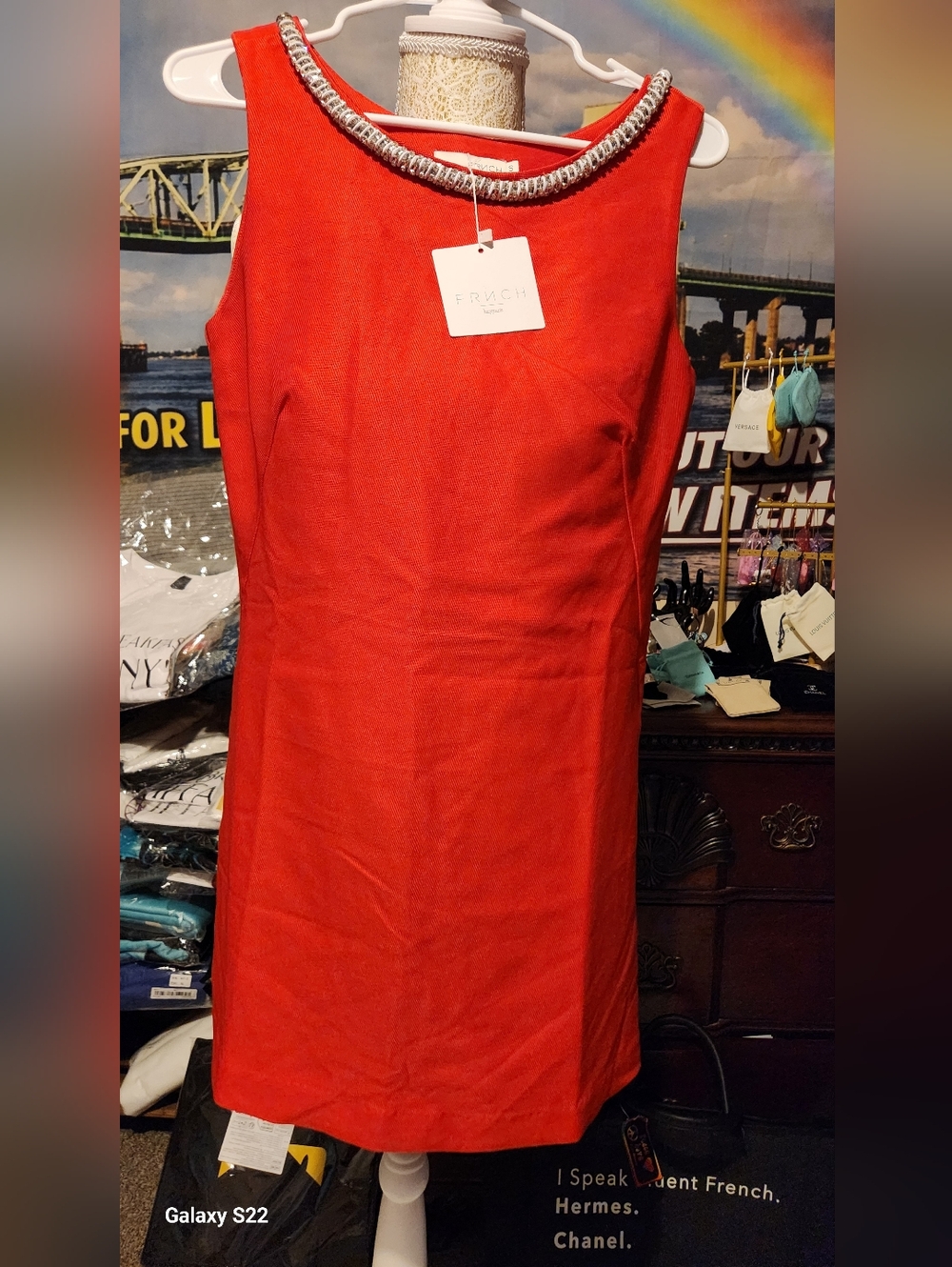 NWT FRNCH LUCY PARIS SIZE SMALL DRESS Sleeveless Red Jewel-Neck Shift Dress
